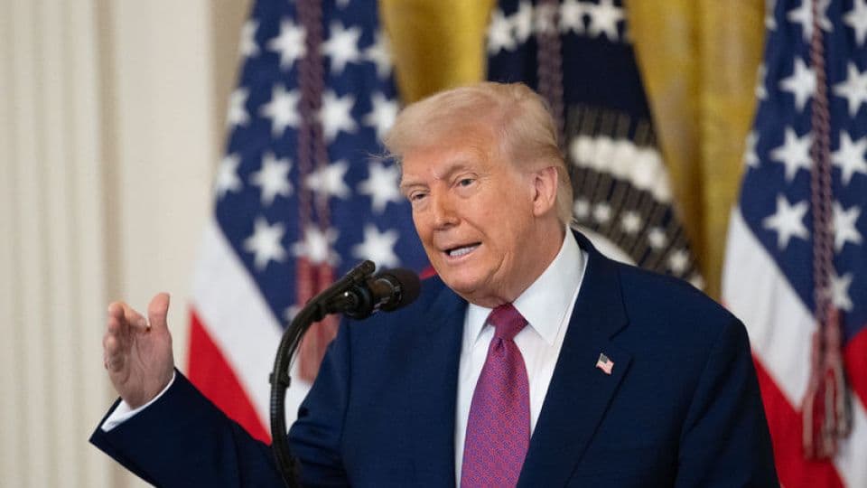 Trump'tan Hürmüz Boğazı'nda Gerilimi Tırmandıran Açıklama: 'Yaklaşan Gemiler İmha Edilecek'